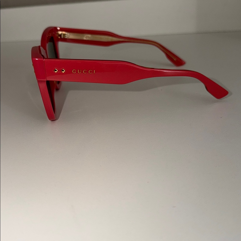 Gucci GG1082S 004 Pink Cat-Eye Sunglasses - Picture 7 of 9